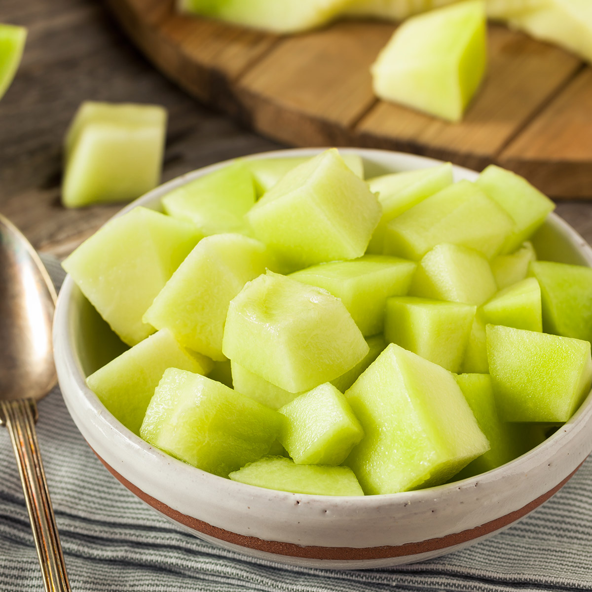 신세계푸드 직수입 허니듀 멜론 6수 2입 (3.4kg~4.4kg) 메론