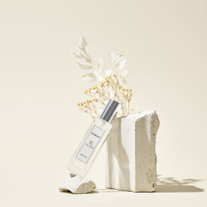 1+1 더벨루스 잉글리쉬페어 앤 프리지아 퍼퓸 30ml, 잉글리쉬페어 앤... 솔직 후기 | 피부 타입별 분석 - 상품 이미지 3
