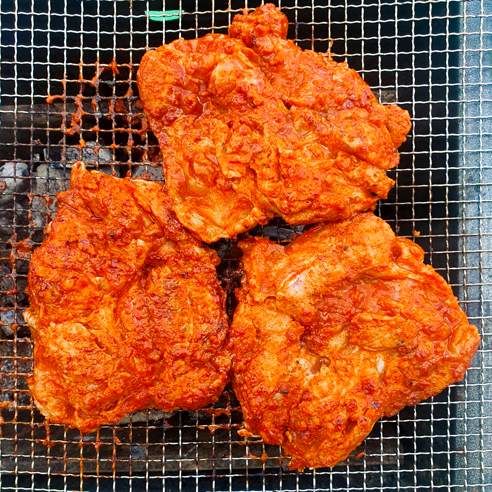 든든한끼 통닭다리살 캠핑 숯불 춘천 수제 닭갈비 1kg - 상세 이미지 4