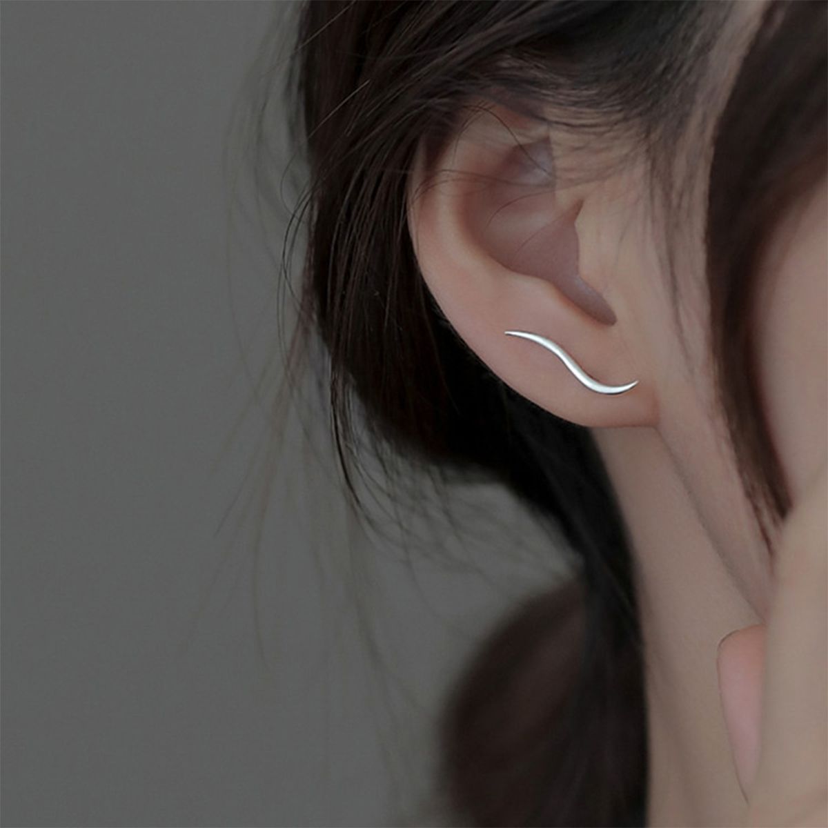 물결 웨이브 귀걸이 [실버] N347 - 상품 이미지