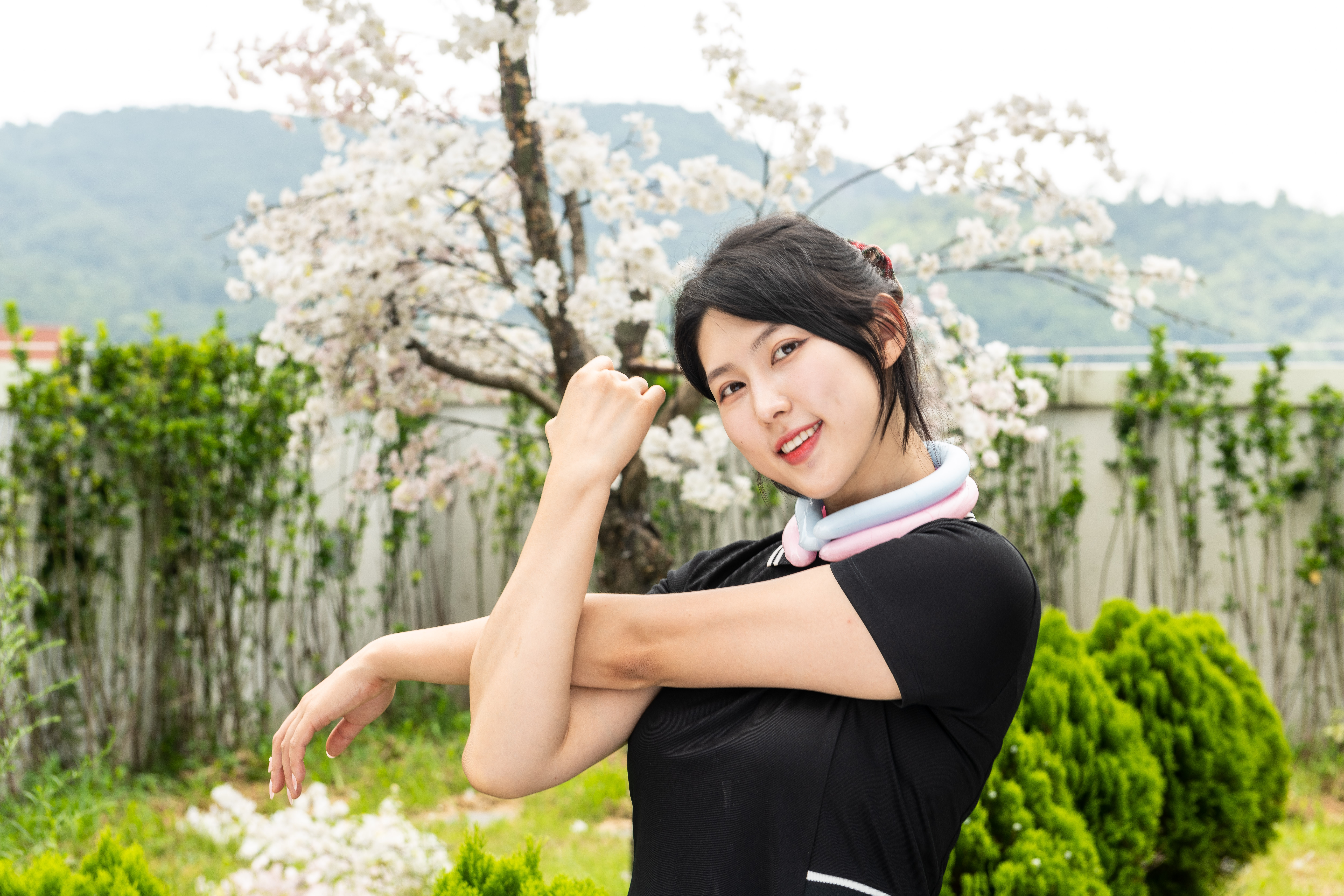 라이즈원 넥쿨러 쿨스카프 아이스 넥밴드 등산 골프 냉감 스카프 이미지 6
