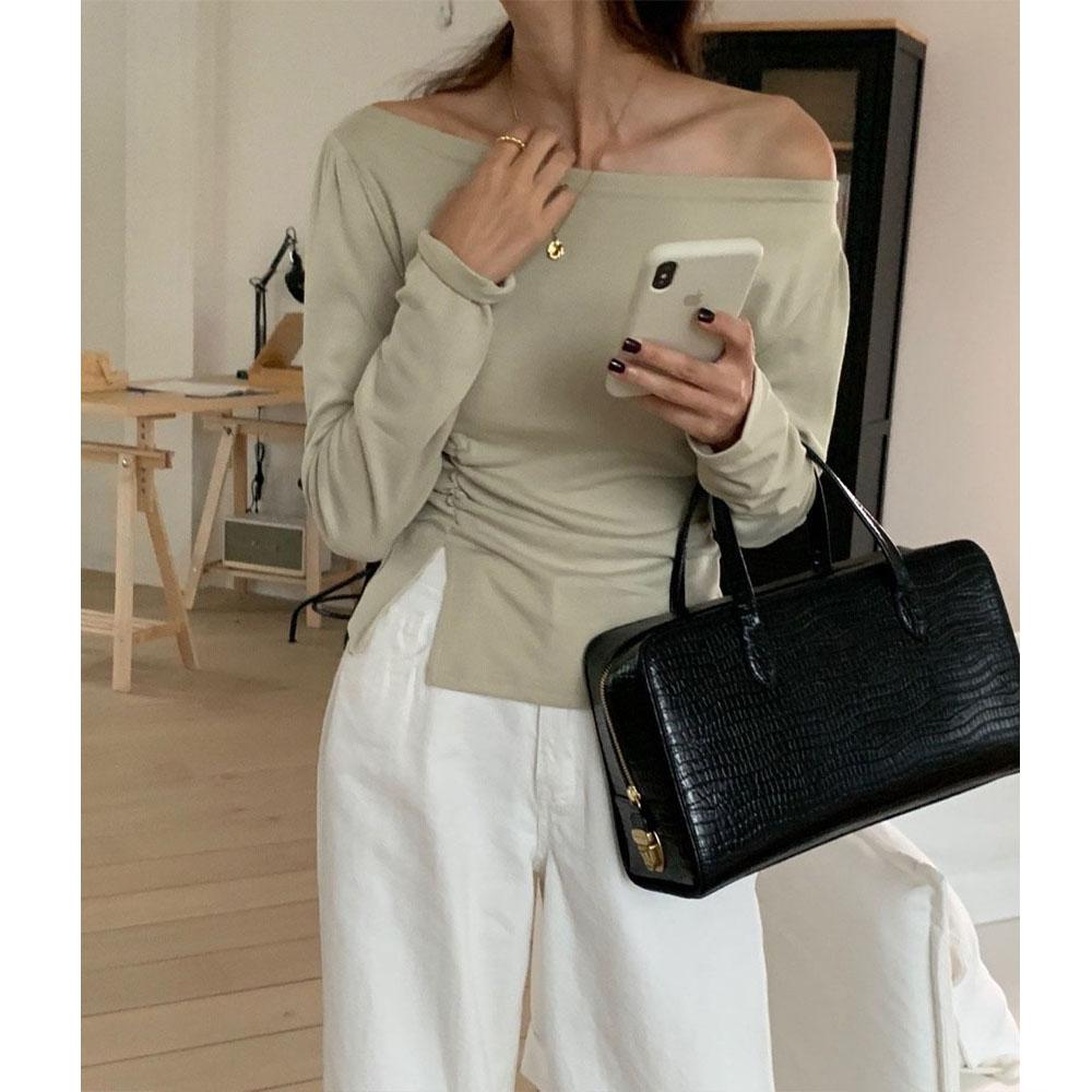 오버무드 가을신상 간절기 입술넥 오프숄더 보트넥 셔링 트림 슬림 여리여리 긴팔티 4color