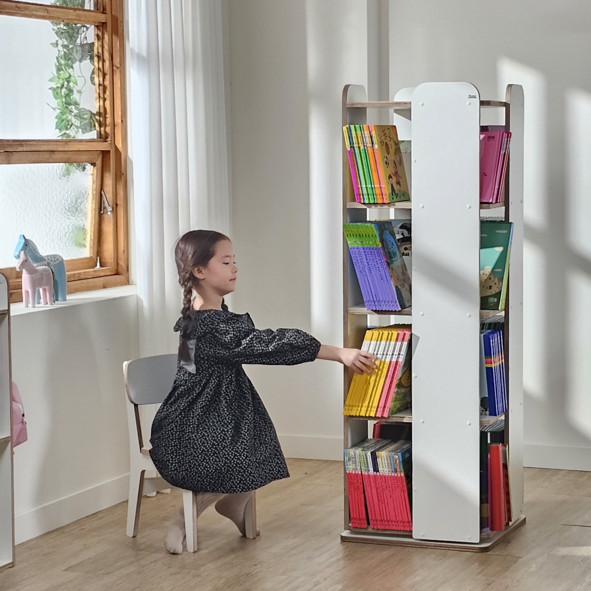 회전책장 아기책장  유아 어린이  키즈 포미르 4단 암스텔 화이트