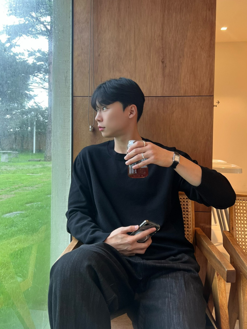 3EDD666F-DCB2-4FBA-A855-3643A1F50A23