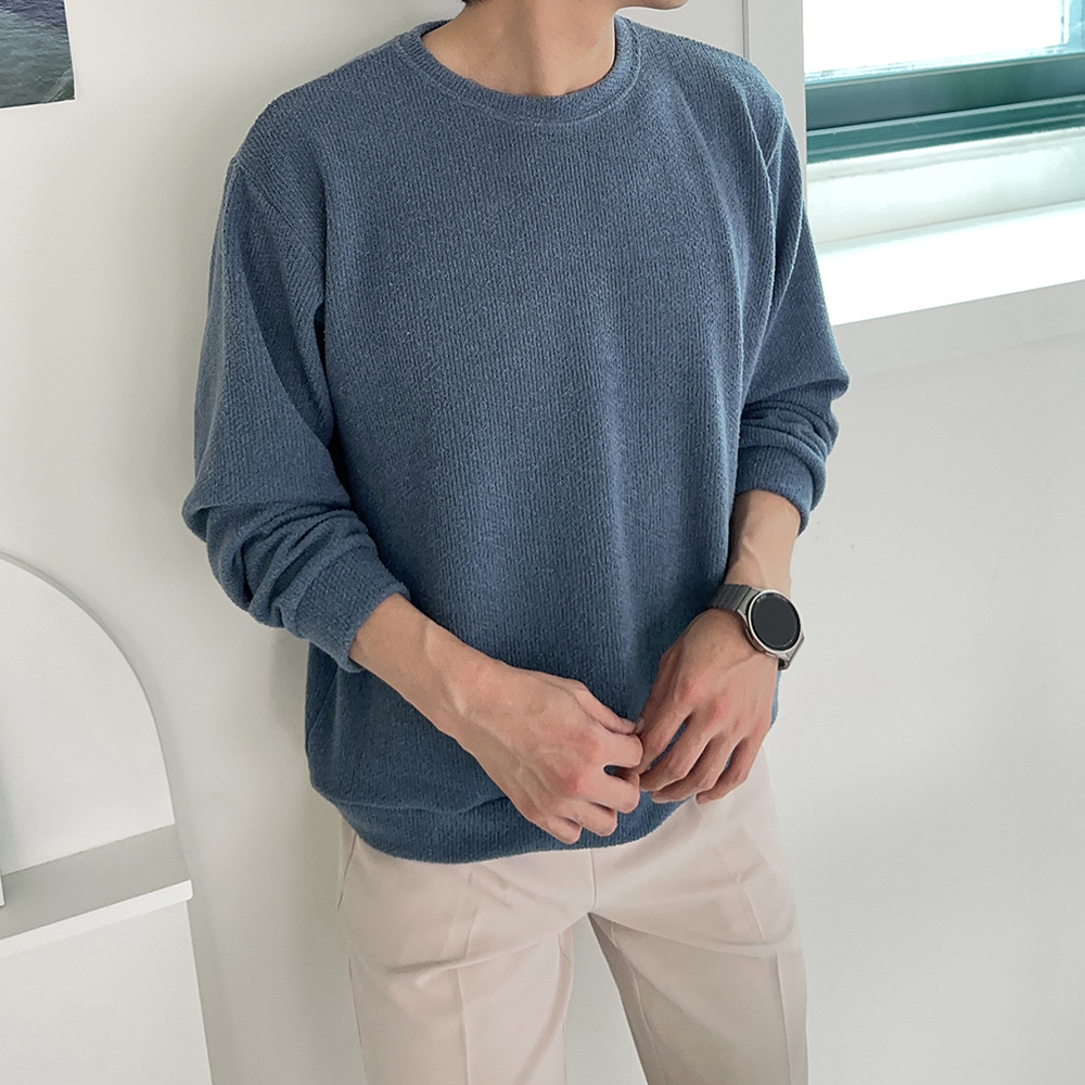 남자니트 오버핏 구김없는 커플니트 남자맨투맨