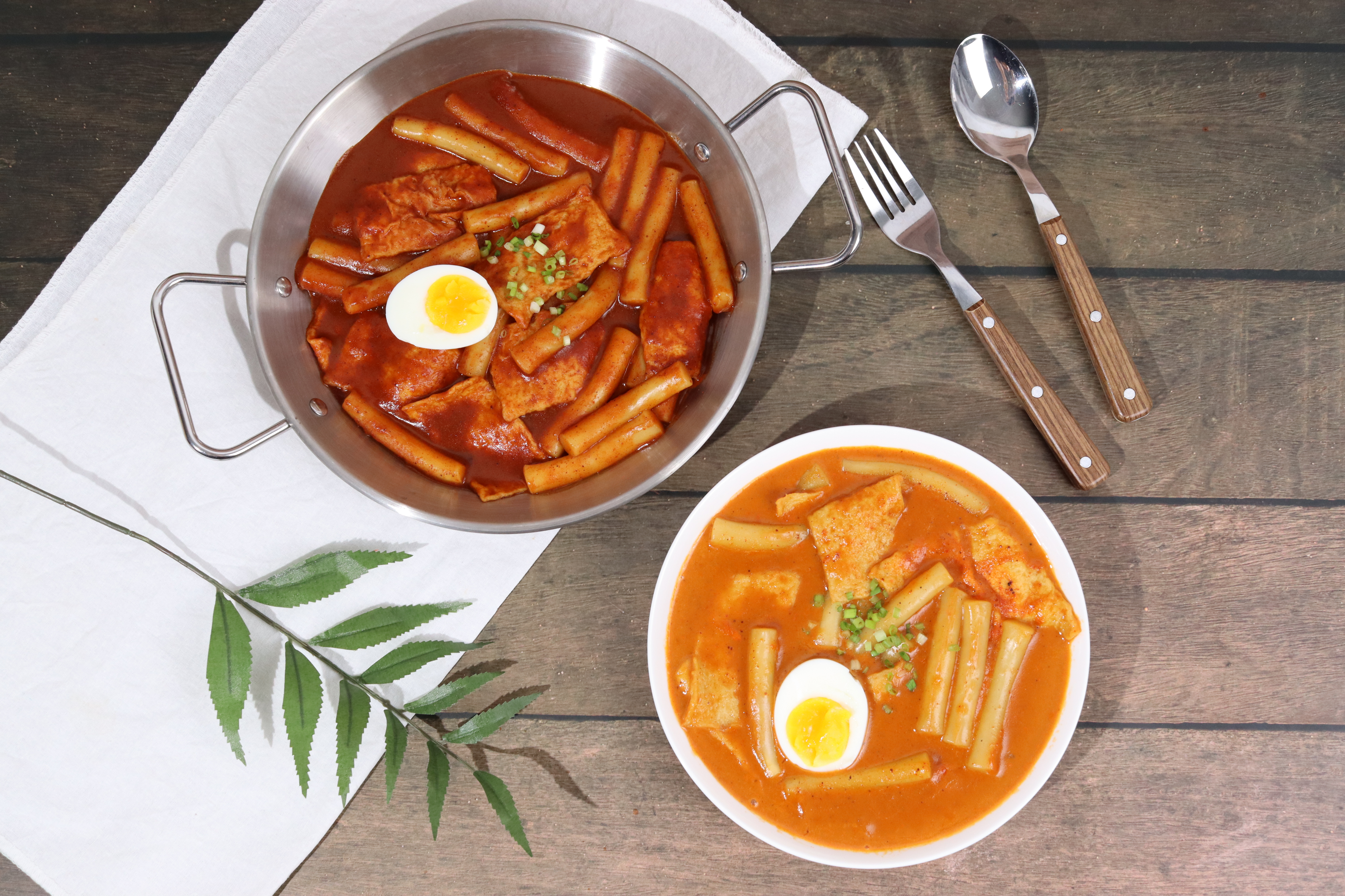 국물떡볶이 310g 3인분( 930g) 간단조리 어묵 냉동떡볶이 - 상세 이미지 4