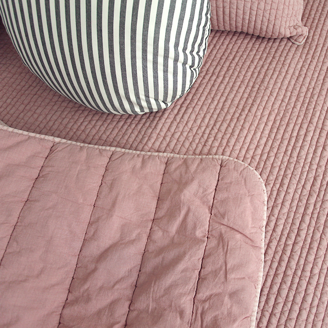 소프트 피그먼트 줄누빔 패드 아이방 순면 사계절패드