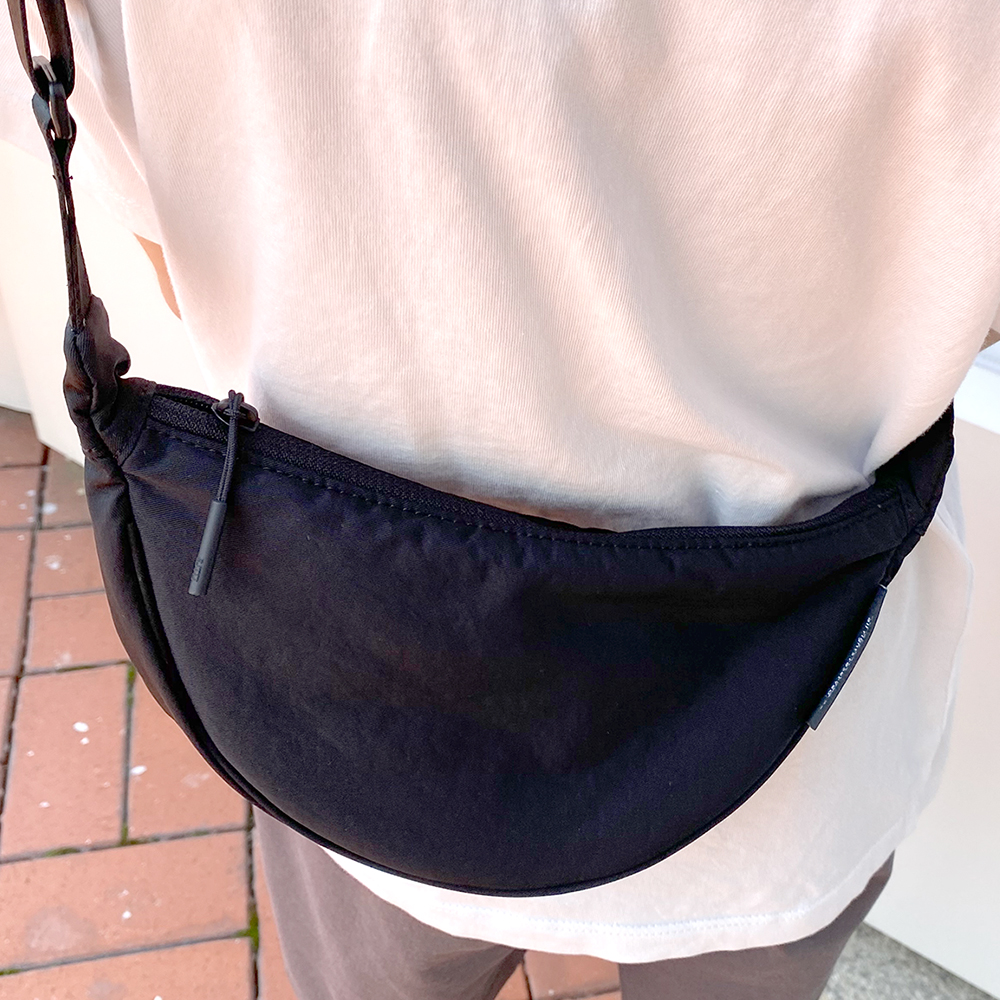 반달 여행용 크로스백 미니 슬링백 핸드폰 가벼운 유럽 일본 해외 여행 가방-타루