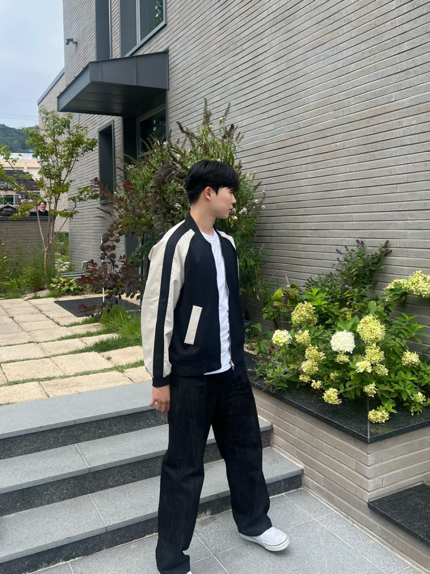 0DA9ED17-3C63-4238-94C4-C1CDF057CDD1