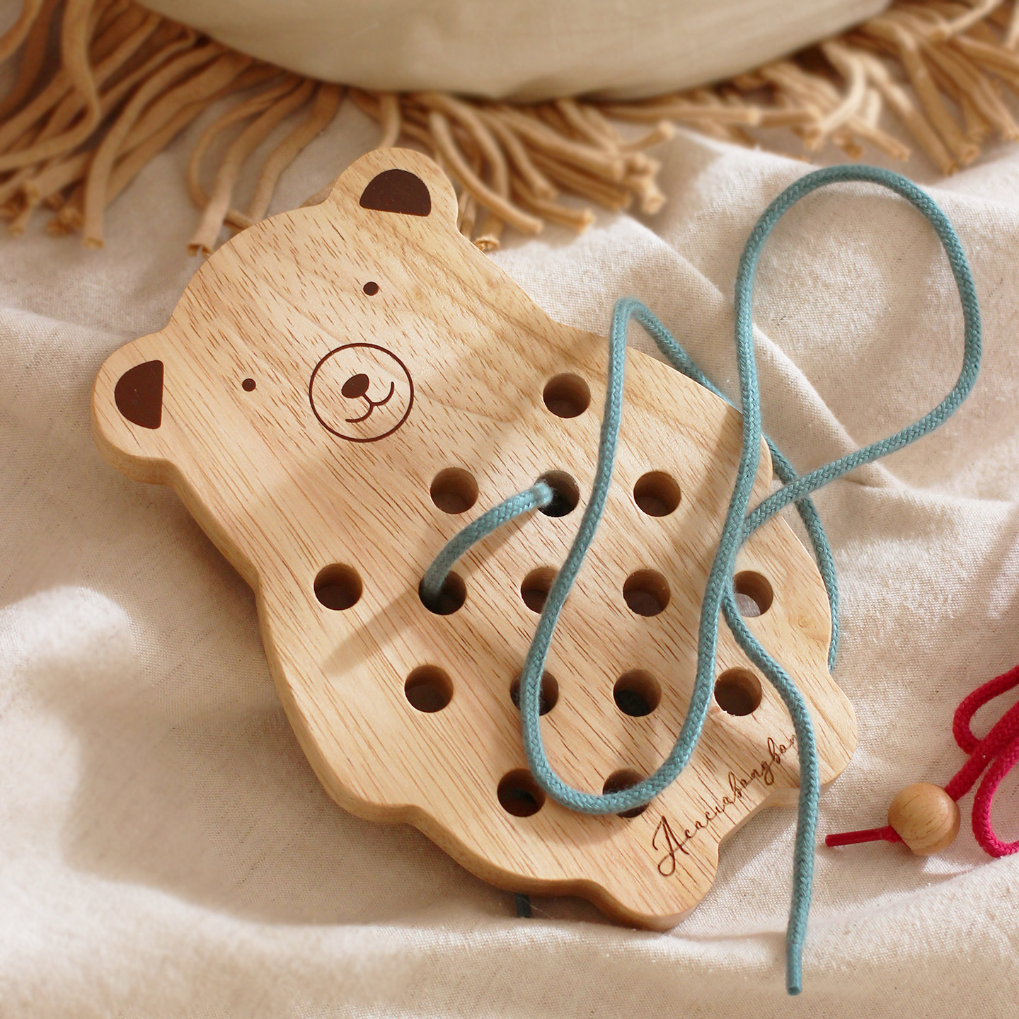 아카시아봉봉 곰돌이 나무 실꿰기 소근육 발달 유아 원목 아기 장난감 동물 집중력 향상 교구