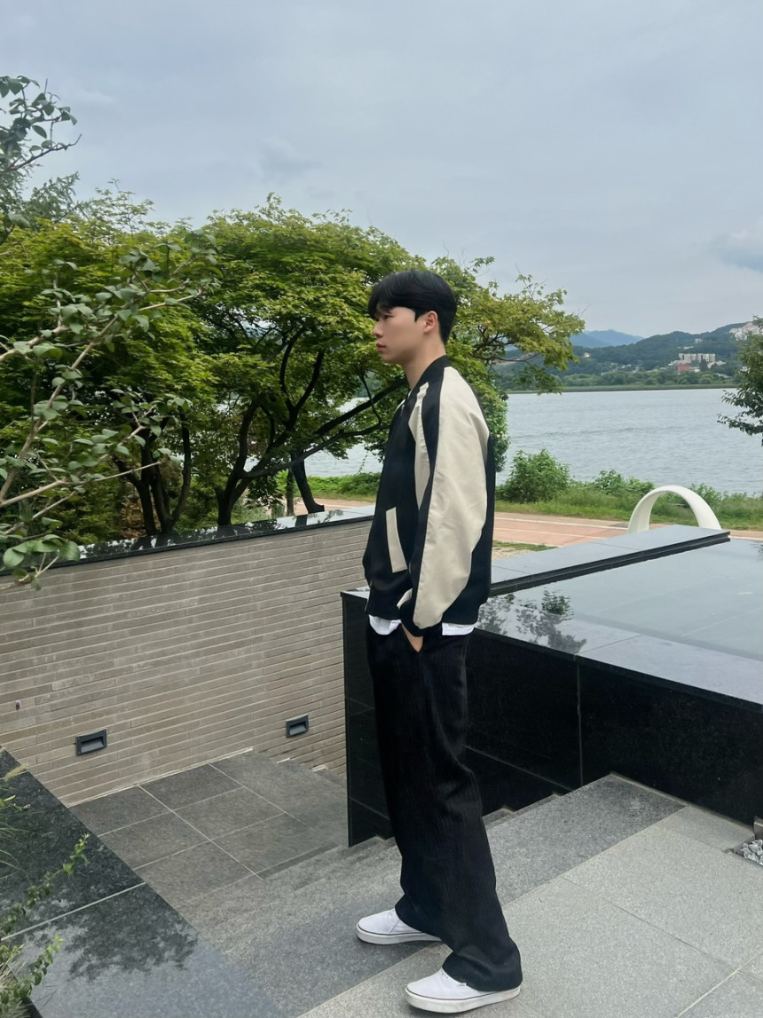 F7D1B370-C983-4A49-8802-EAD07E9C65A7