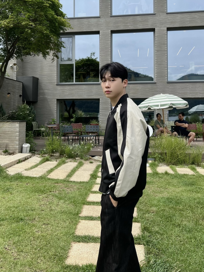 7B33A371-BCC5-4716-9E4F-438FE4B97D34