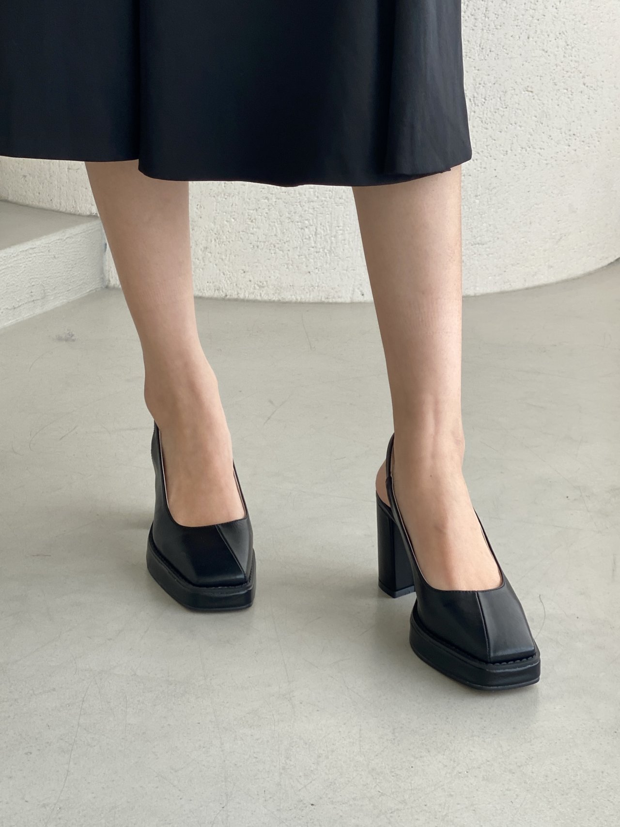 클래식 가보시 투톤 9cm 통굽 스퀘어토 슬링백힐 / 3컬러 상세 이미지 27