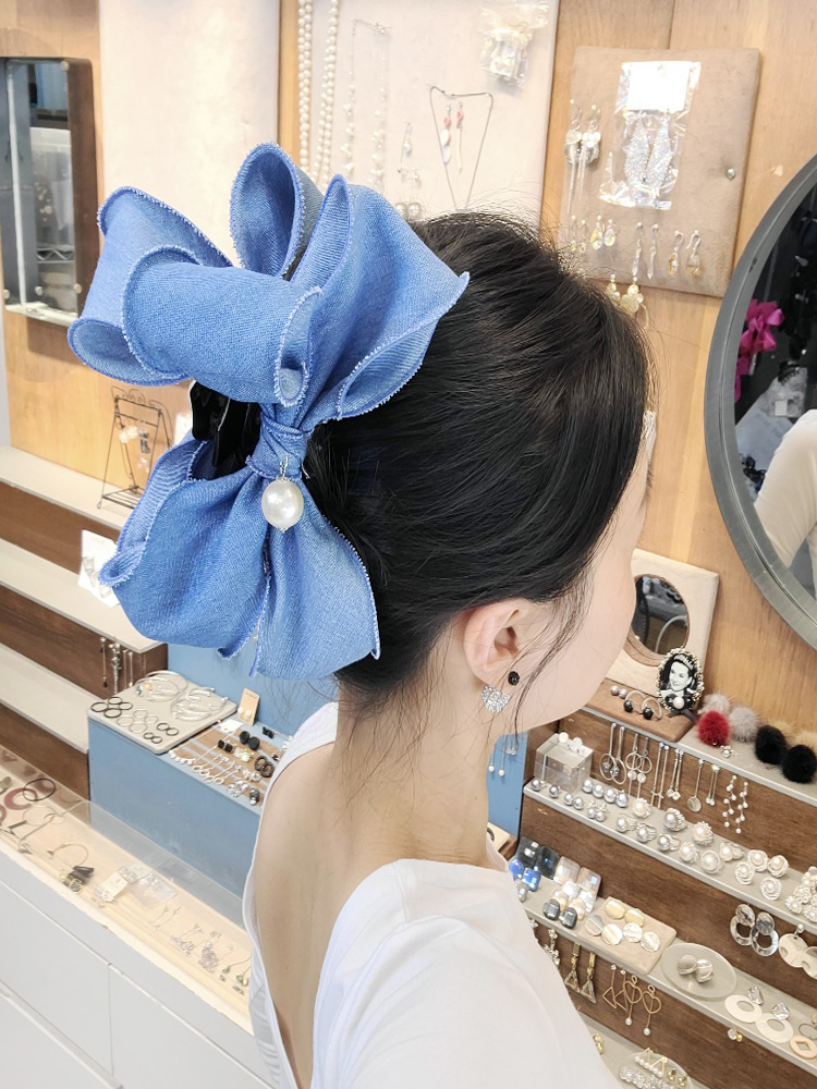 루루핀 연청 찐청 가로 약 18cm 나비 중앙 왕진주 포이트 올림머리 리본 집게핀 - 상품 이미지