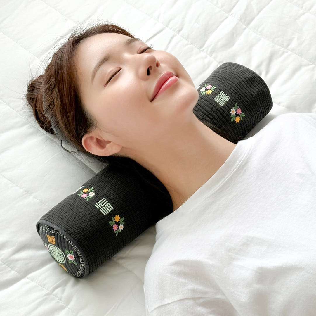 집앤콕 메밀 편백 경추베개 차콜 소