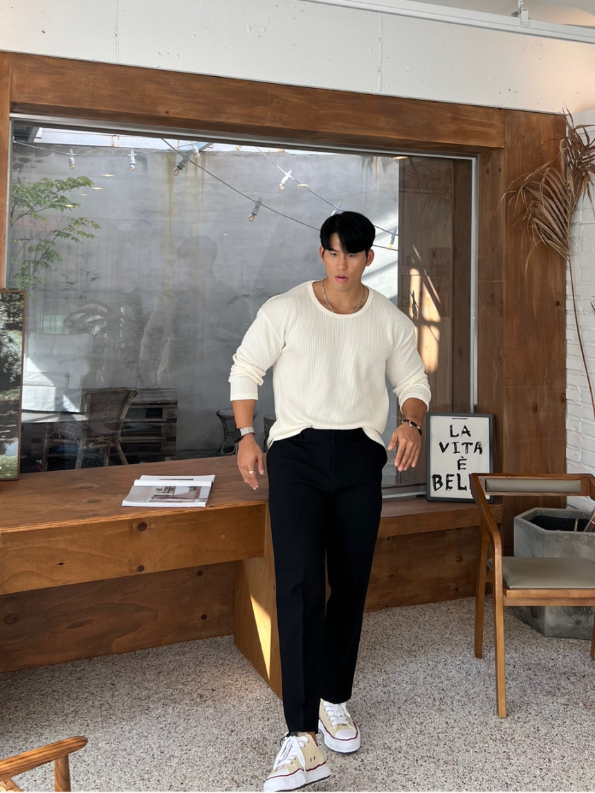 1056C16F-9CAB-4ACF-B781-AA6A98F260E5