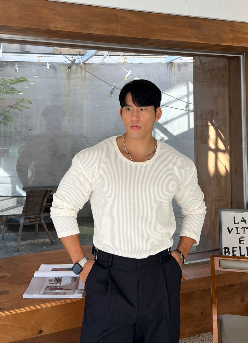 2BB5202B-7FE0-4B01-8746-D3B6AB5B904C