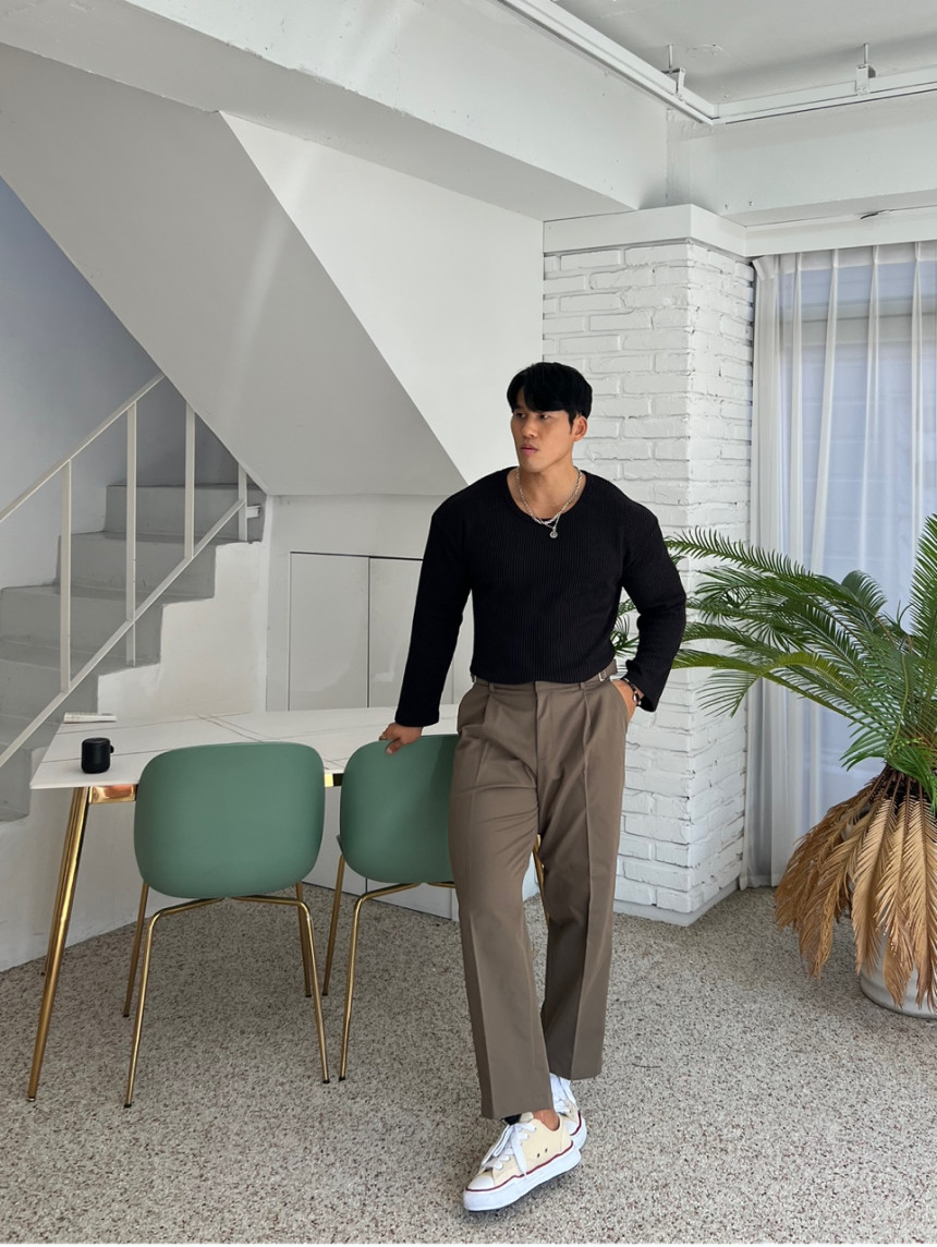 E3ECA271-783A-4DB6-B404-CB653888A236