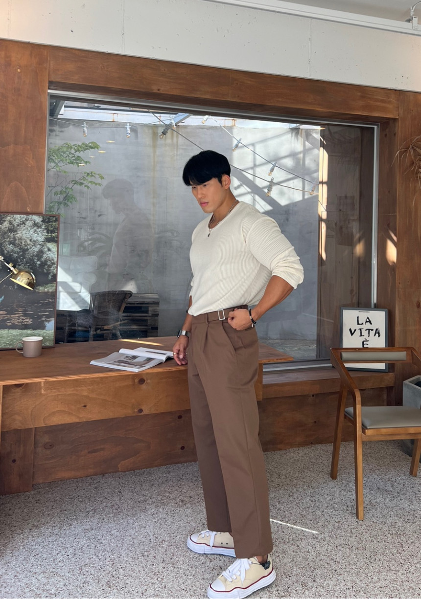 6CB79AF3-04B1-4F4F-9A84-0A58A5A8D15C