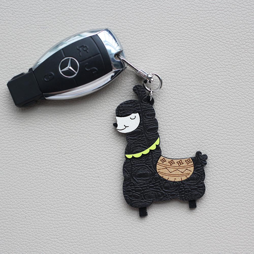 해피 알파카 키링 키홀더 목장 굿즈 납작 핸드메이드 가죽 가벼운 자동차 열쇠고리