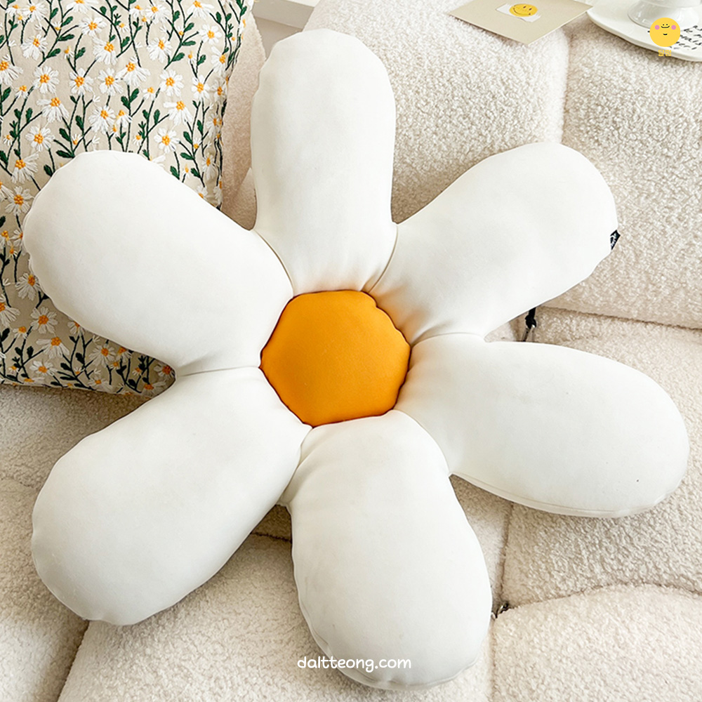 달떵 예쁜 데이지 플라워 쿠션 거실 쇼파 인테리어 귀여운 북유럽 침대 꽃 포인트 인형