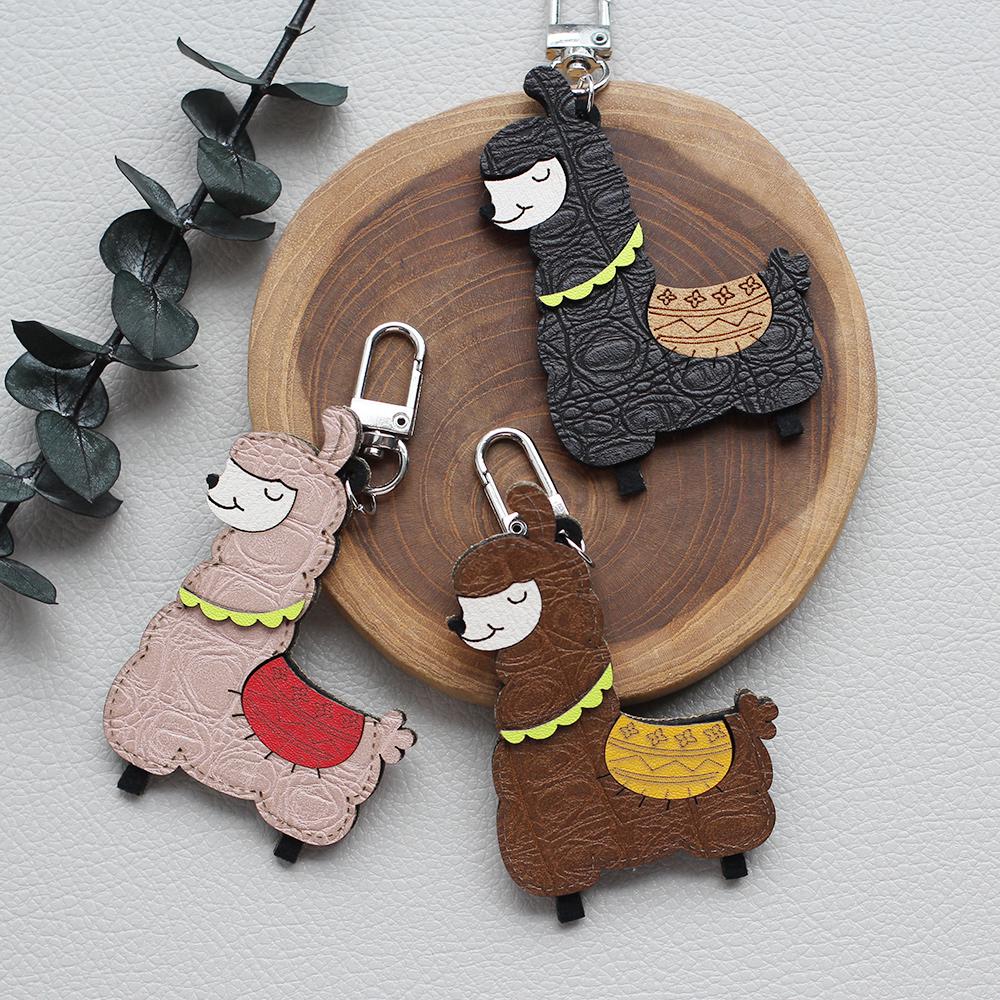 해피 알파카 키링 키홀더 목장 굿즈 납작 핸드메이드 가죽 가벼운 자동차 열쇠고리