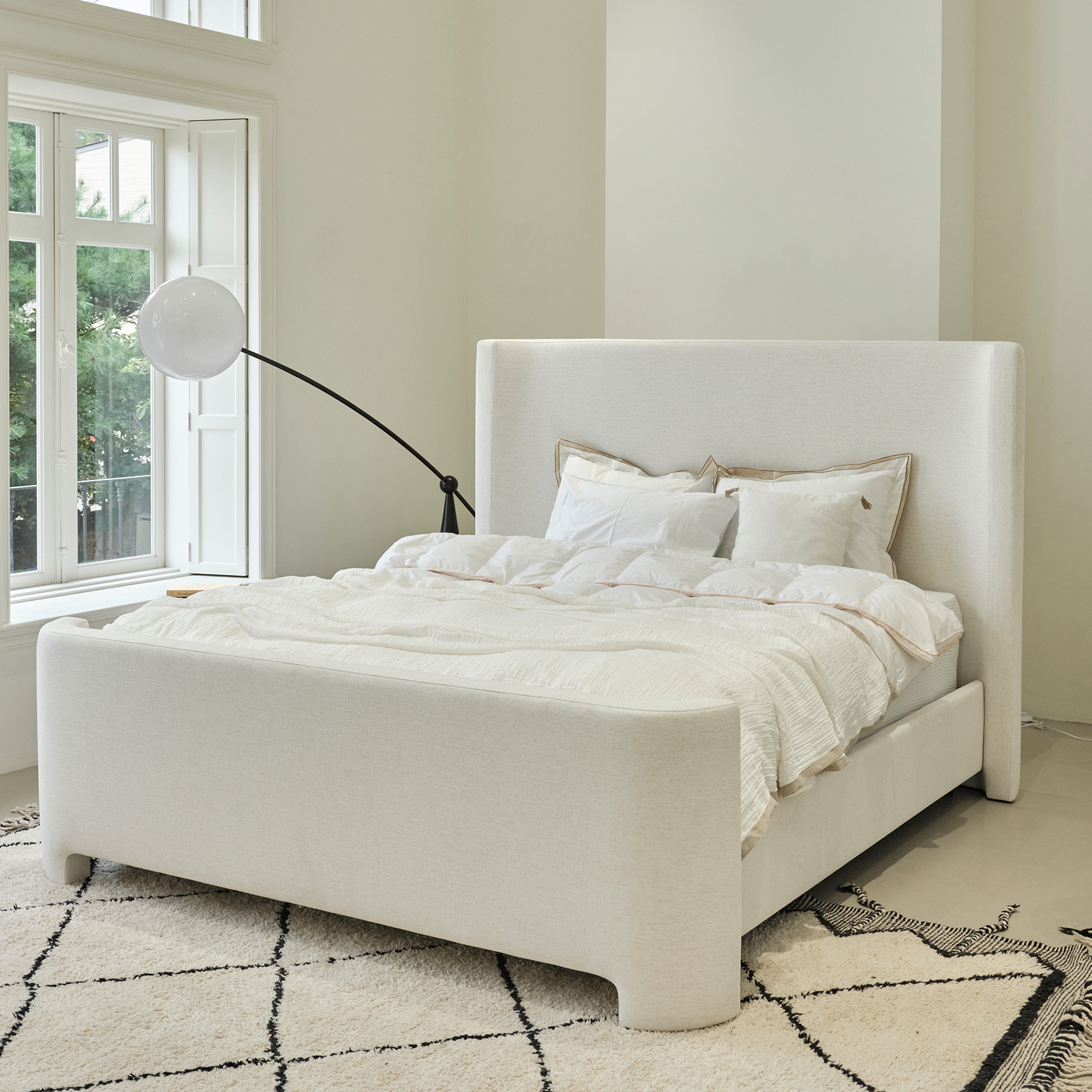 슬립퍼 커브 패브릭 침대 프레임 D/Q 퀸 사이즈 침대