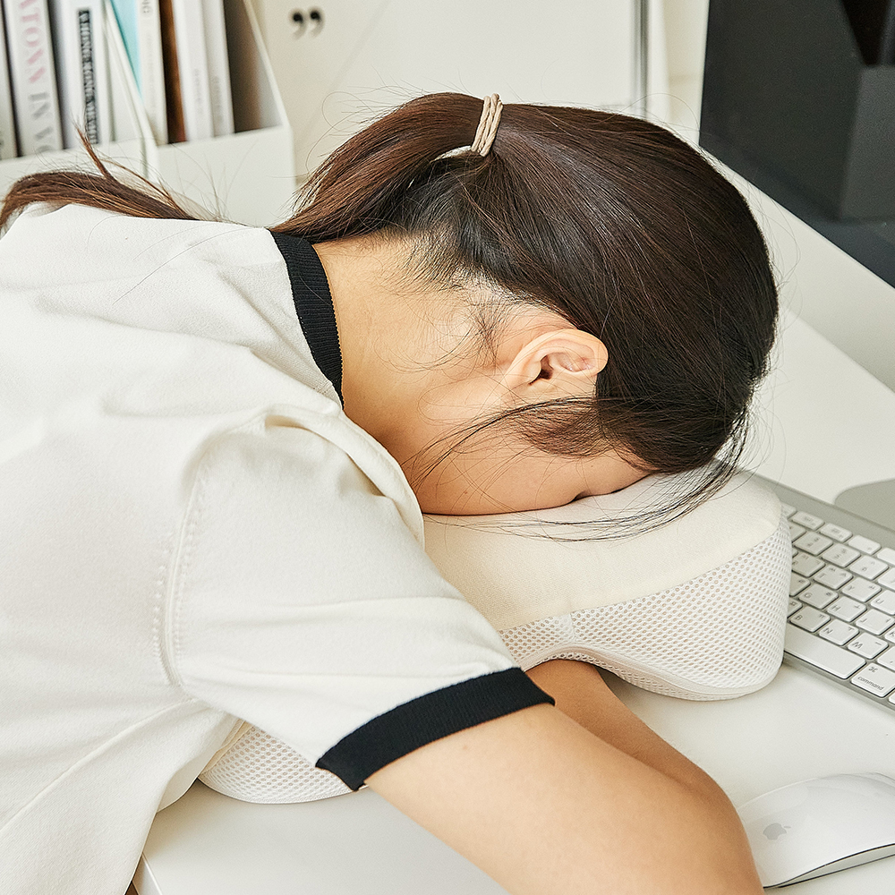 베네폼 메모리폼 학교 책상 엎드려자는 낮잠베개