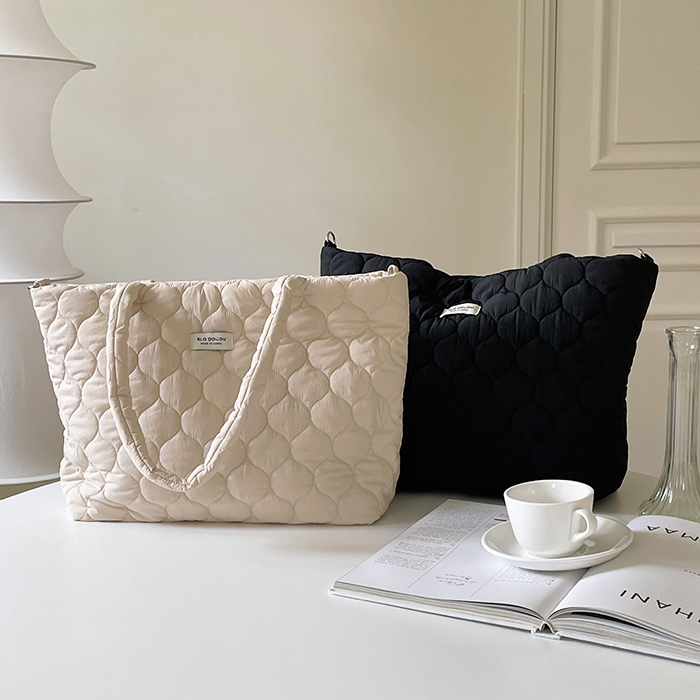 피치패딩 숄더백 가벼운 방수 국민 기저귀가방 문센 가방 출산 선물 데일리백 2color