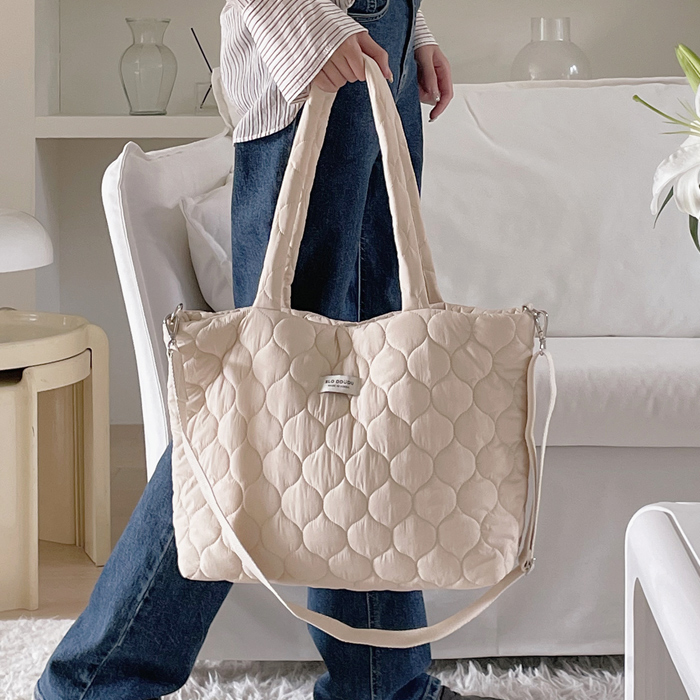 피치패딩 숄더백 가벼운 방수 국민 기저귀가방 문센 가방 출산 선물 데일리백 2color