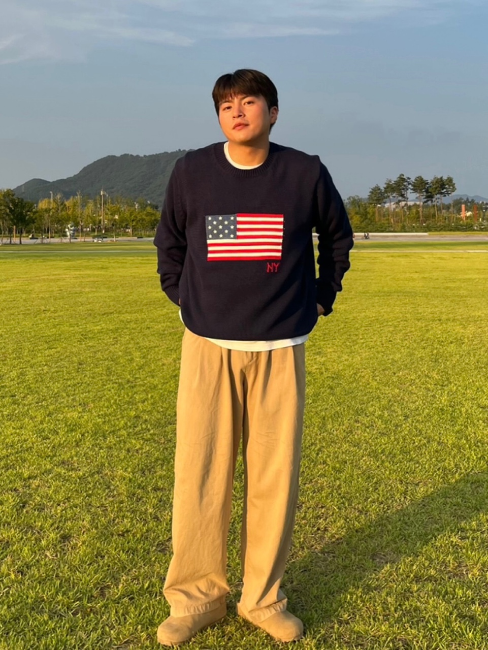 [UNISEX] 베이지 와이드 투핀턱 밴딩 코튼팬츠 - 상세 이미지 2