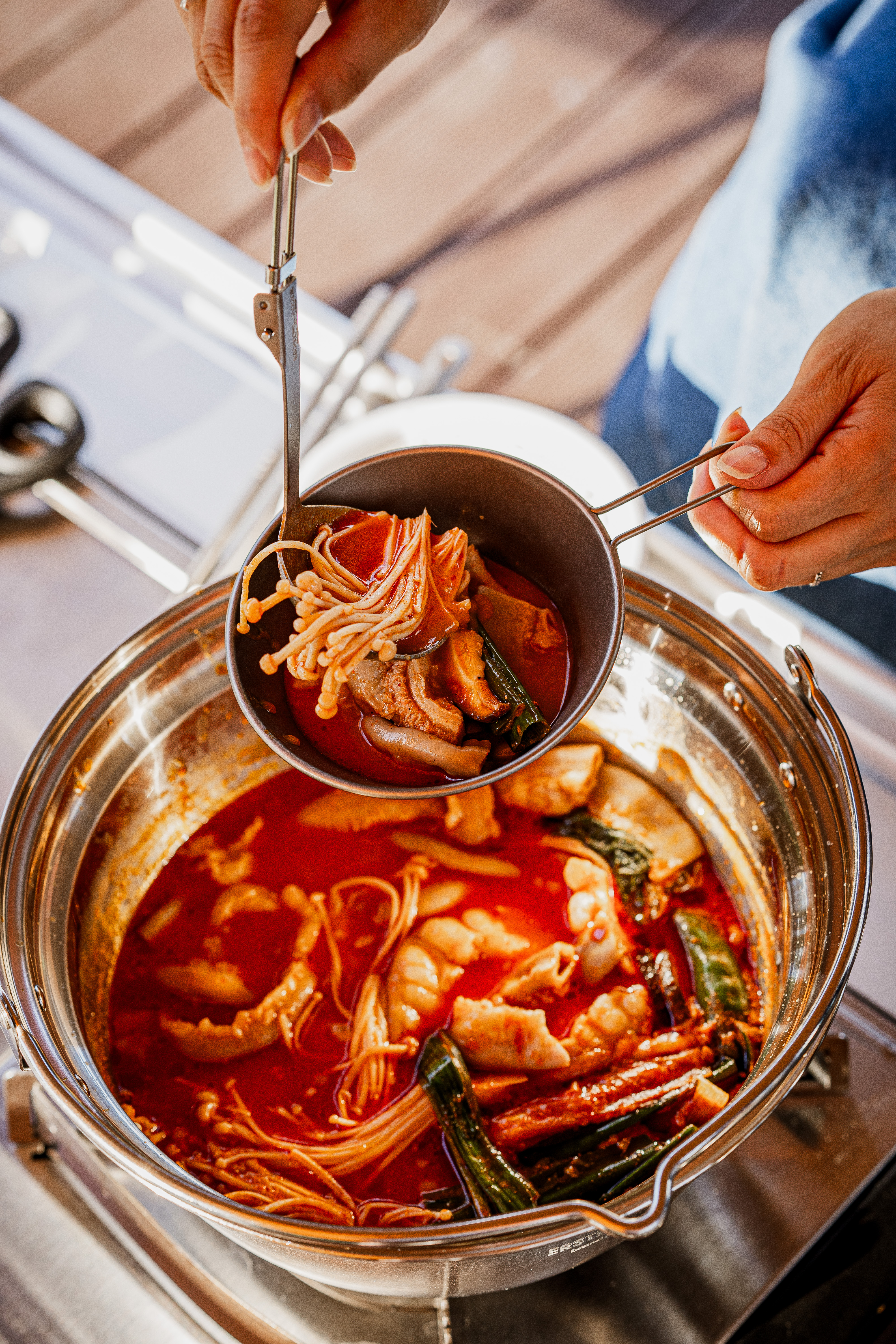 캠핑음식 요리 밀키트 막내연호 한우 소곱창전골 3인같은 2인분 - 상세 이미지 3