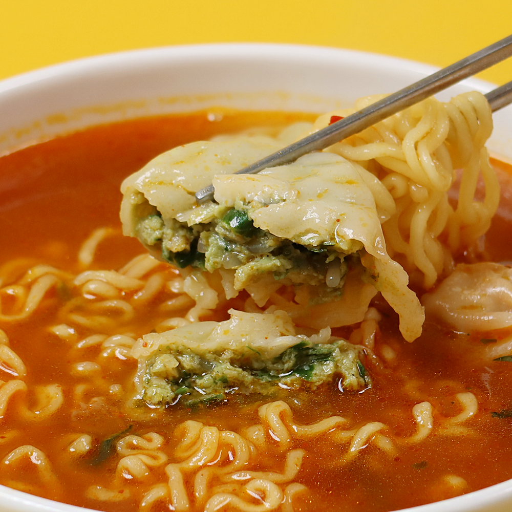 만두 4종 전자레인지용 쫄깃 얇은피 고기 김치 갈비 [168g X 5팩]