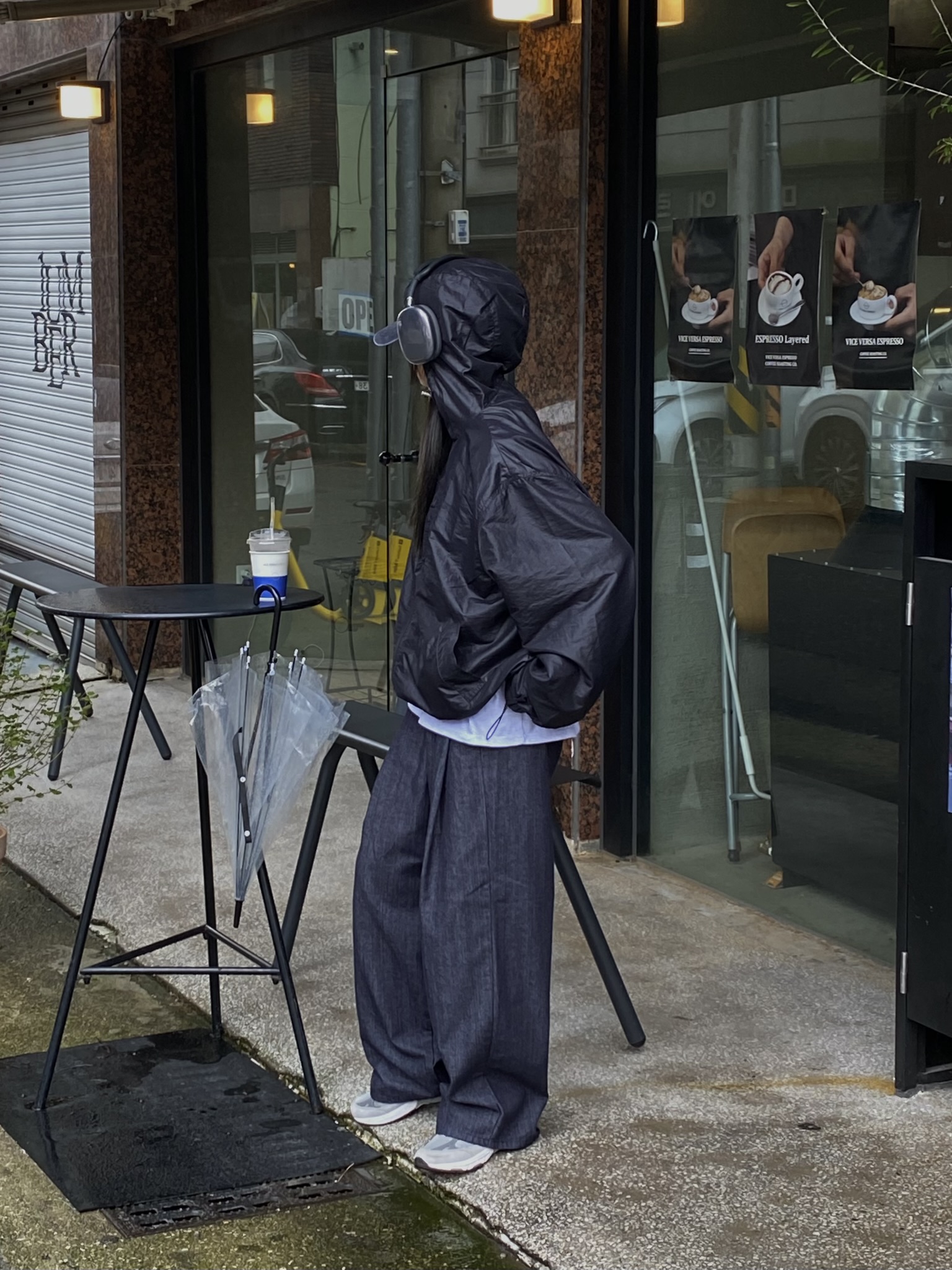 문즈 핀턱 뒷 밴딩 이염없는 논페이드 와이드 벌룬 데님 / S - M / 뒷 밴딩 여유로운 폼 벌룬한 상세 이미지 54