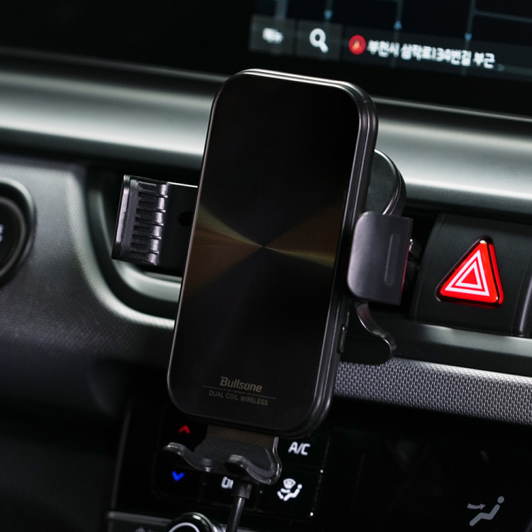 [불스원] 듀얼코일 무선충전 차량용 핸드폰 거치대 15W 송풍구형