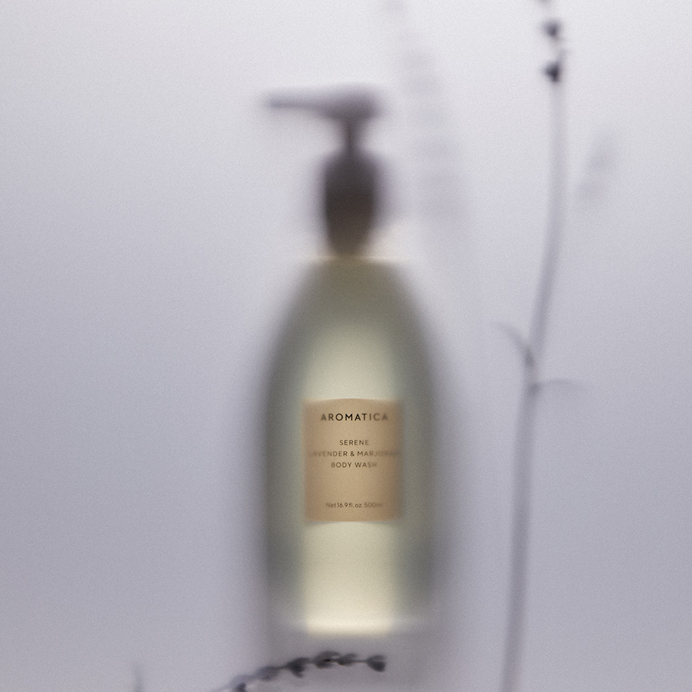 아로마티카 서렌 라벤더 & 마조람 바디워시 500ML + 바디오일 100ML 2종 세트 (리넨 샤워타올 증정) 이미지 3