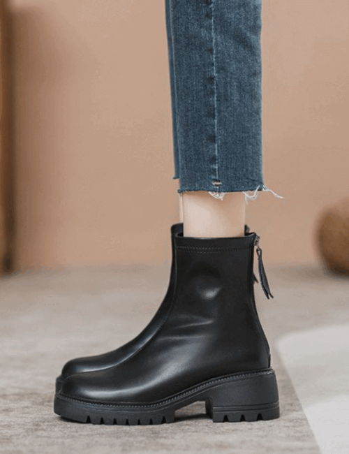 리첸 소가죽 통굽 미들 앵클부츠