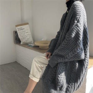 오버핏 니트 롱가디건 빅사이즈 루즈핏 브이넥 겨울 그레이 꽈배기가디건 착용 후기 | 사이즈/핏 총정리 - 상품 이미지 4