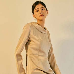 JACQUELINE  dress_Gold Beige 착용 후기 | 사이즈/핏 총정리 - 상품 이미지 2