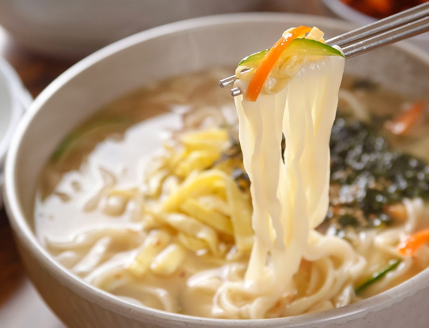 20년 명가 장인이 만든 칼국수 6인분 외 2종(우동,수제비) - 상품 이미지
