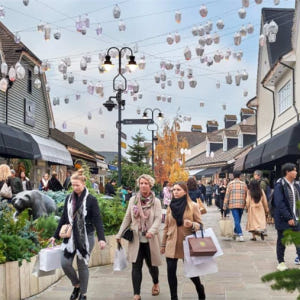 영국 런던 비스터 빌리지 기차 쇼핑 투어 솔직 후기 | 실사용자 리뷰 분석 - 상품 이미지 2