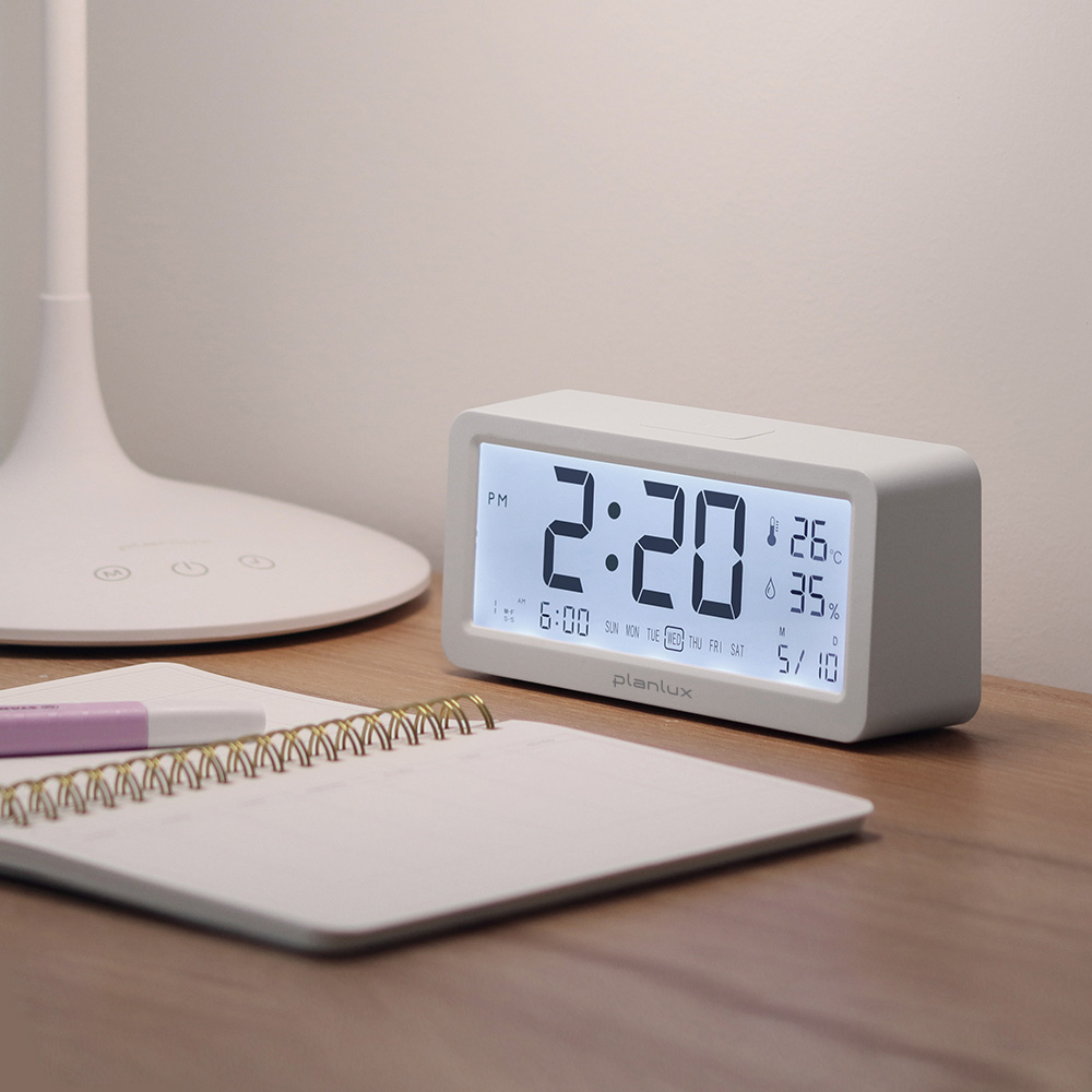 플랜룩스 심플뷰 전자 탁상시계 LED 백라이트 온도 습도 건전지 무소음 알람 시계