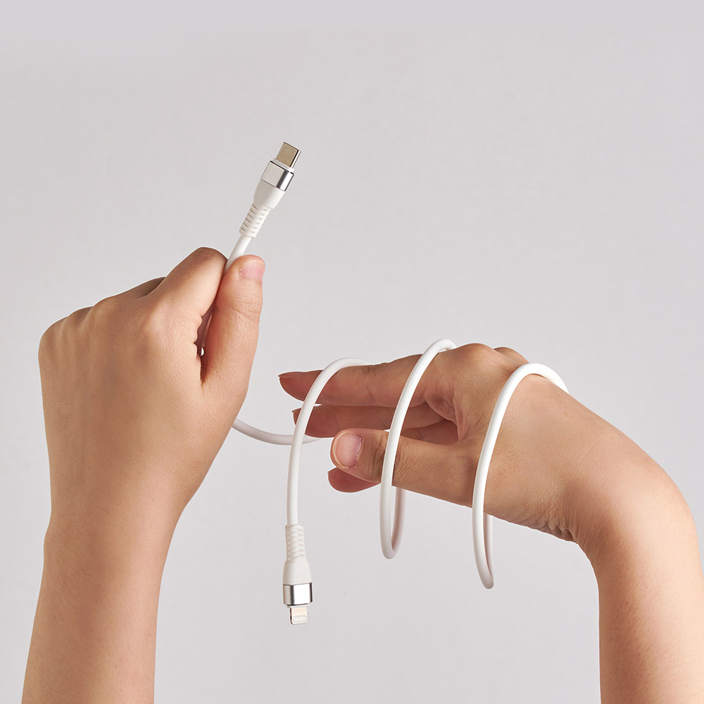 [불스원]소프트 실리콘 핸드폰케이블 2m C to 라이트닝