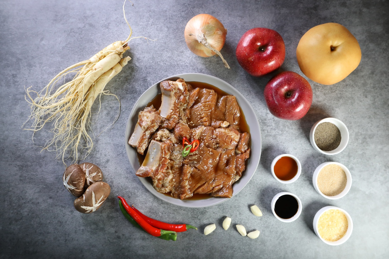국내산 한돈 생갈비로 만든 수제 인삼 양념 돼지갈비 1kg - 상세 이미지 2