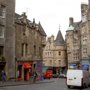 영국 에든버러 Hop-On-Hop-Off 버스 투어 | 런던 출발 솔직 후기 | 실사용자 리뷰 분석 - 상품 이미지 4