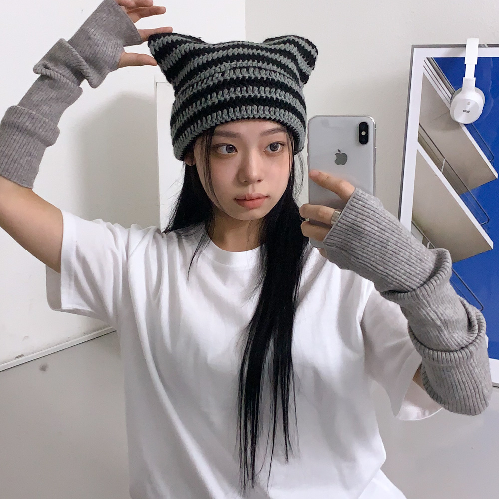 [틱톡유행/팬싸템] 배디 캣츠 스트라이프 줄무늬 니트 고양이귀 비니 모자 8color 상세 이미지 24