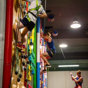 홍콩 범 시티 클립 앤 클라임 파크 실내 볼더링 체험 솔직 후기 | 실사용자 리뷰 분석 - 상품 이미지 3