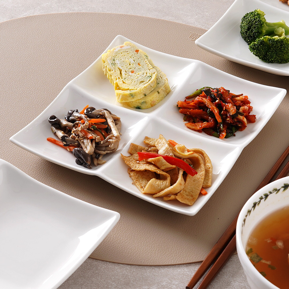 멘도사 4칸 나눔 접시 사각 4절판 마른 안주 반찬 그릇 21.5cm, 화이트 - 상세 이미지 5