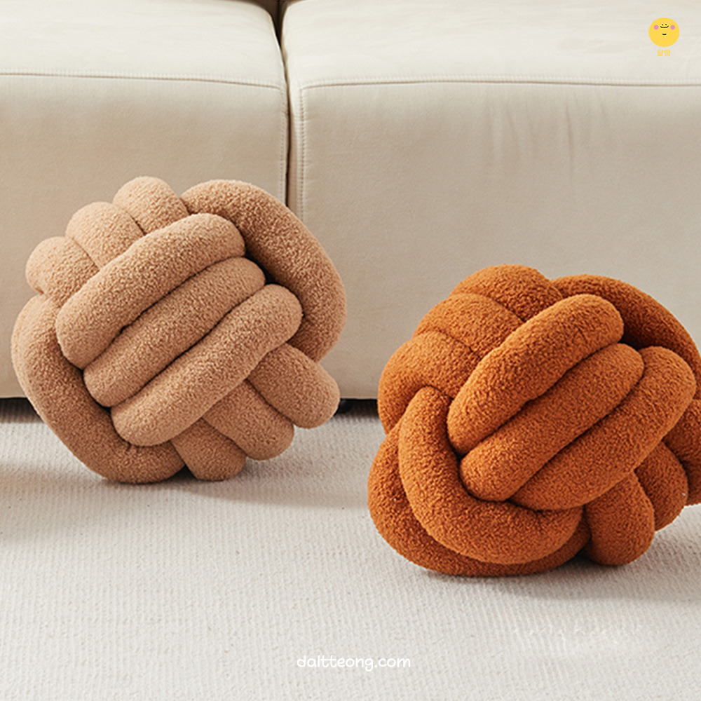 달떵 예쁜 꼬임 매듭 쇼파 쿠션 북유럽 거실 침실 인테리어 침대 귀여운 침실 포인트쿠션