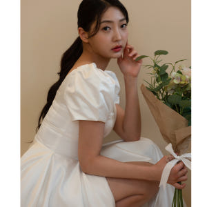 V넥 화이트 웨딩 트임드레스 대여 제주스냅 브라이덜샤워 원피스 의상대여 착용 후기 | 사이즈/핏 총정리 - 상품 이미지 3